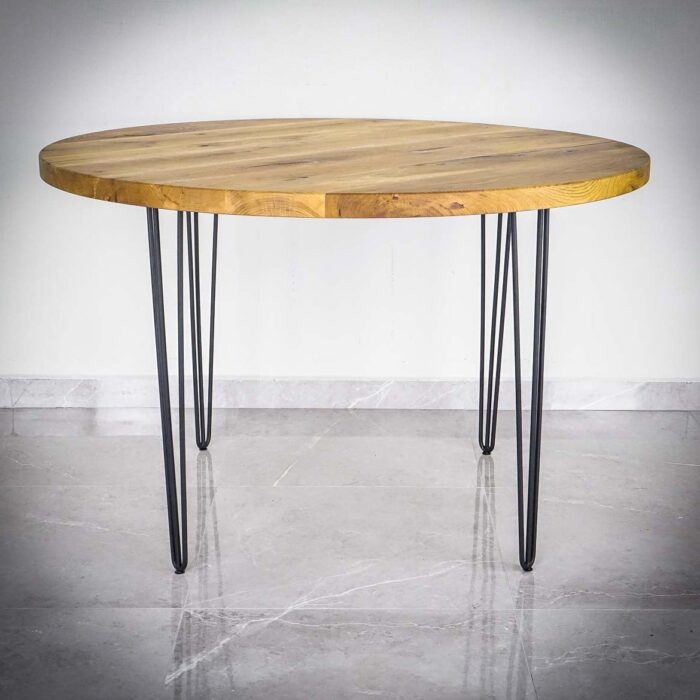 Ben-Hairpin-M-5.jpg Runt bord med metallben på marmorgolv.