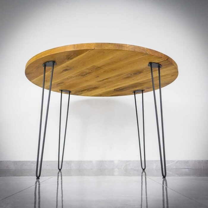 Bordsben-Hairpin-A-73-cm-40-cm-20-med-bordsskiva-12.jpg Runt träbord med tunna metallben