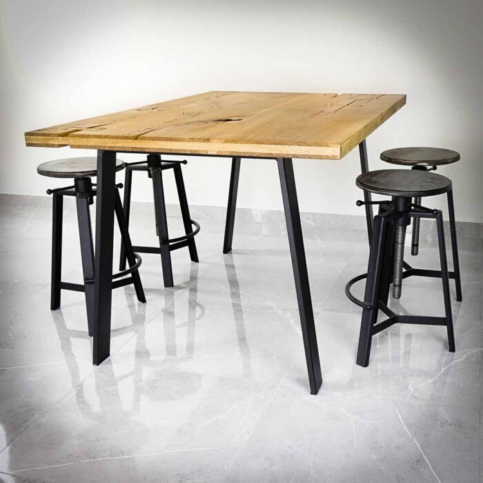 Bordsben-Modern-71-Svart2.jpg Rustikt bord med tre höga stolar