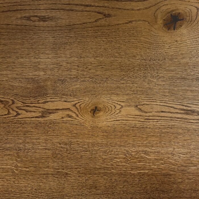 Bordskiva-Solid-48-mm-grundoljad-brun8.jpg Trämönster med kvistar