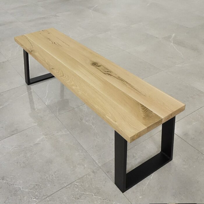 Bordsskiva-Naturwood-Obehandlad1.jpg Träbänk på grått golv