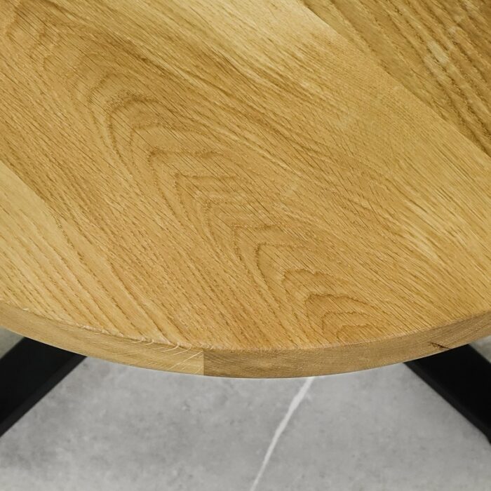 Bordsskiva-Round-60-cm-Grundoljda-2.jpg Runt träbord med naturmönster