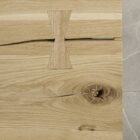 Träbord med fjärilsformad skarvdetalj.